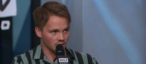 UK actor Sam Strike will play the Gunslinger in the TV adaptation of "The Dark Tower." [Image BUILD Series/YouTube]