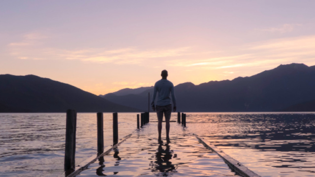 Oroscopo 27 marzo: amore per Leone e Gemelli, Scorpione apatico