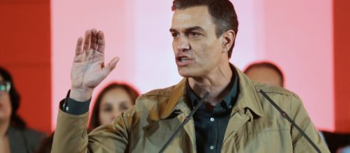 Pedro S&aacute;nchez acusa a los partidos de derecha de machistas