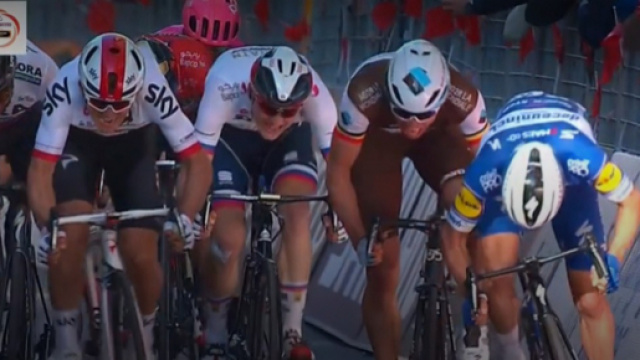 Peter Sagan prova la rimonta nel finale della Milano Sanremo