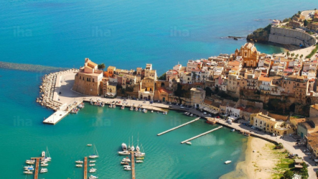 Casting per un film da girarsi a Castellammare del Golfo e per un cortometraggio