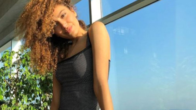 Elle vend sa virginit&eacute; aux ench&egrave;res pour vivre aux USA