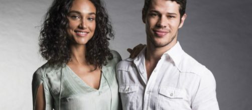 D&eacute;bora Nascimento e Jos&eacute; Loreto s&atilde;o vistos juntos. (Arquivo Blasting News)