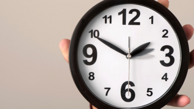 Ora solare, da marzo 2021 ogni Stato decider&agrave; il proprio fuso orario