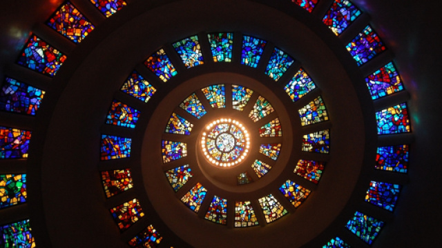 L'oroscopo di domani amore e lavoro 27 marzo.