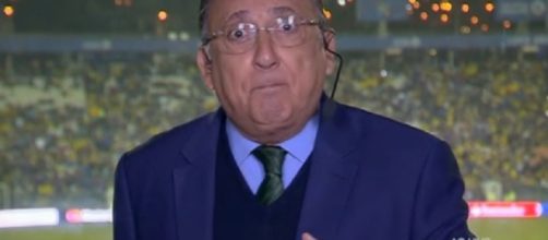 O narrador Galv&atilde;o Bueno riu ap&oacute;s sofrer 'trollagem' ao vivo. (Reprodu&ccedil;&atilde;o/Rede Globo)