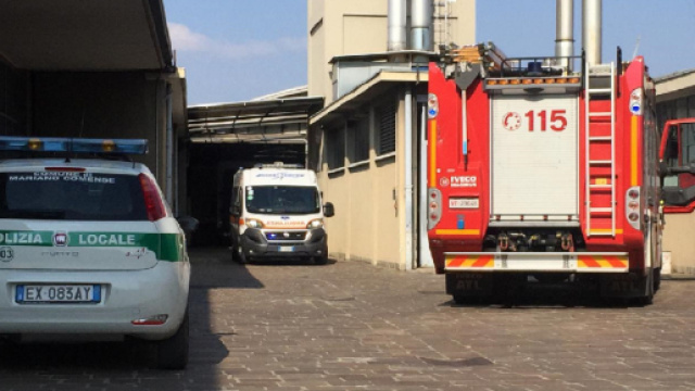 Mariano Comense, ragazzo cade dal tetto di un capannone, &egrave; grave