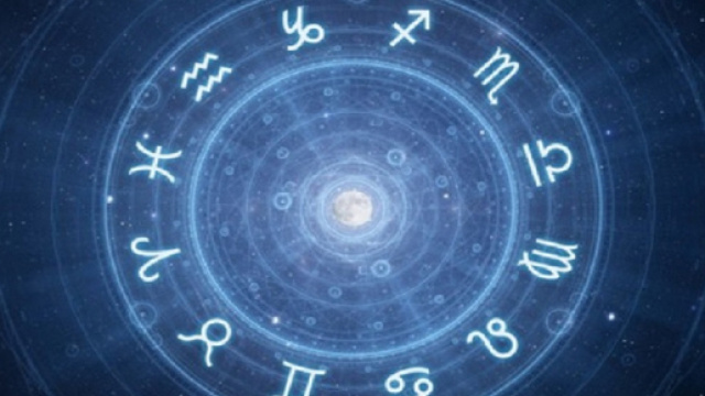 Oroscopo del giorno sabato 30 marzo: i Gemelli vivranno momenti trasgressivi, l'Acquario posseder&agrave; gioia di vivere.