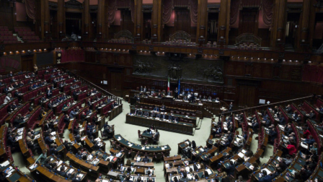 Slitta ok Camera a Codice Rosso | Virgilio Notizie - virgilio.it