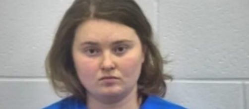 Mulher forjou doen&ccedil;a para ganhar dinheiro. (Foto: Banco de Dados/ Blasting News)