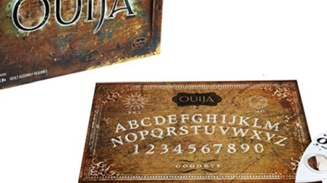 Hasbro commercializza la tavola Ouija per i bambini.