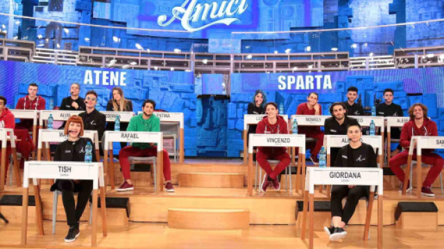 Amici 18, replica prima puntata serale