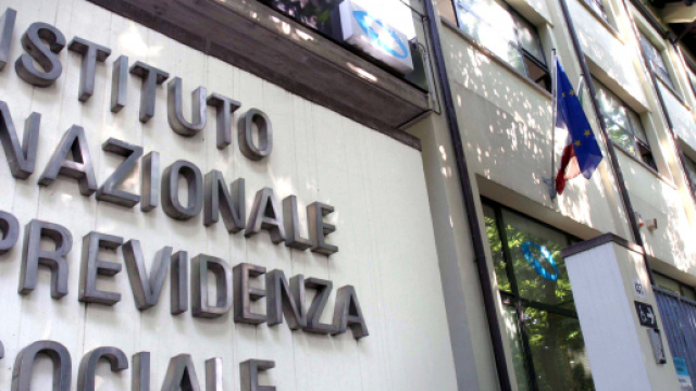 Assegni familiari si cambia, dal 1&deg; aprile domande on line