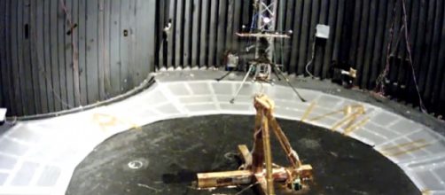 NASA tests Mars Helicopter in preparation for 2020 mission. - [Daily Mail / YouTube screencap]