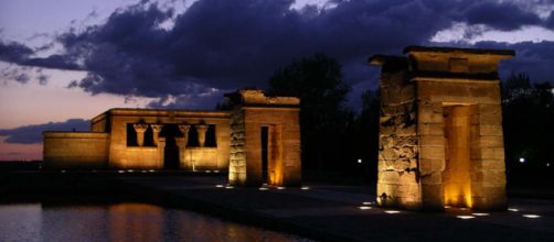 The Temple de Debod - Egyptian temple in Madrid, Spain. [Image Tempel/Wikimedia]