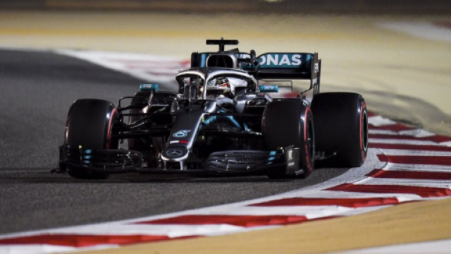 Lewis Hamilton ha vinto il GP del Bahrein, primo successo stagionale per il campione del mondo