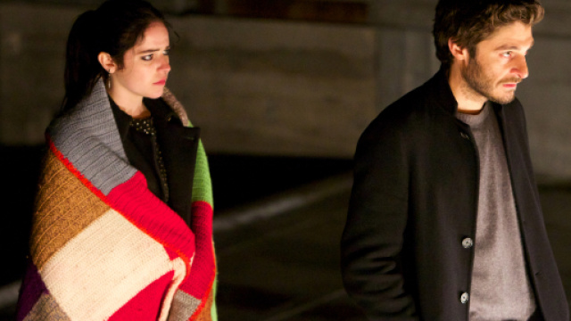 La Porta Rossa: Valentina Romani e Lino Guanciale in una foto ... - movieplayer.it