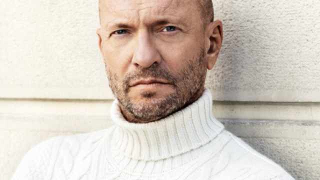 Biagio Antonacci criticato sul web per aver celebrato un matrimonio gay
