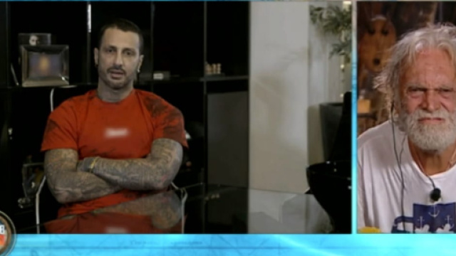 Isola, Corona contro Belen: 'Fingi di fare una vita che non fai'