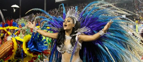 Defensores dos animais pedem que as penas naturais sejam substitu&iacute;das por artificiais (Arquivo Blasting News)