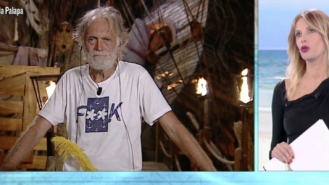 Isola, Riccardo Fogli umiliato