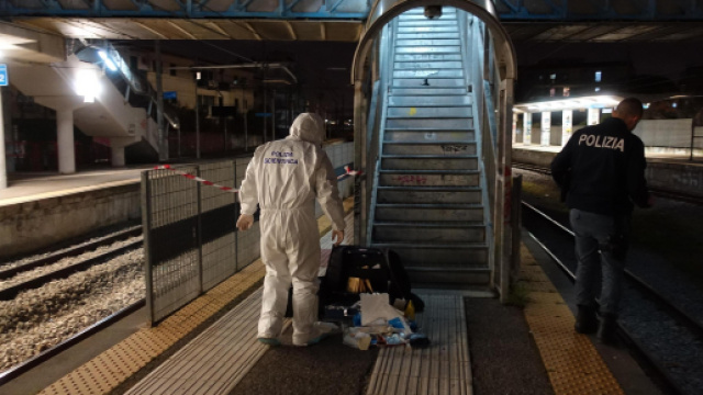 Napoli, dopo indagine lampo presi i tre presunti responsabili dello stupro di una 24enne in un ascensore della stazione di San Giorgio a Cremano