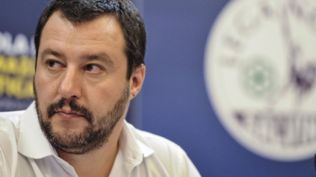 Vignetta di Vauro su legittima difesa: Salvini pensa alla querela - tpi.it