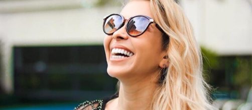 Cantora realizou procedimento na mesma cl&iacute;nica de Gretchen. (Foto: Reprodu&ccedil;&atilde;o Instagram)