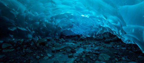 There are many magical caves in this world. Here are just five. [Image AER Wilmington DE/Flickr]