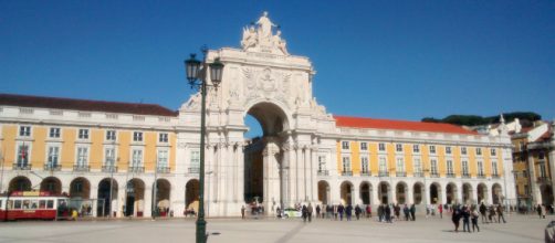 Arco de la Rua Augusta, en la Pra&ccedil;a do Com&eacute;rcio