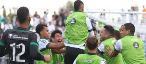 Coritiba comemora gol da classifica&ccedil;&atilde;o. (Divulga&ccedil;&atilde;o/Geraldo Bubniak/Coritiba)