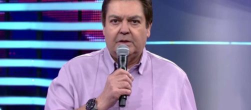 O apresentador errou o sobrenome da convidada. (Arquivo Blasting News)