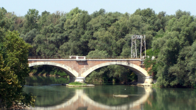 Casting per uno spot prodotto da T2 FILMS e per 'Marie Claire' e OVS