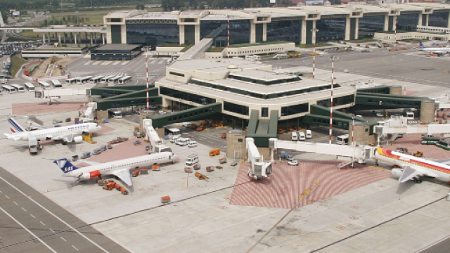 Milano, ennesimo drone sull'aeroporto di Malpensa: voli dirottati