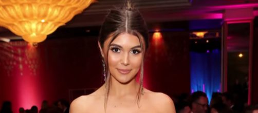 Actress Lori Loughlin's daughter Olivia Jade succeeds with trademark application. [Image Source: Entertainment Tonight - YouTube]