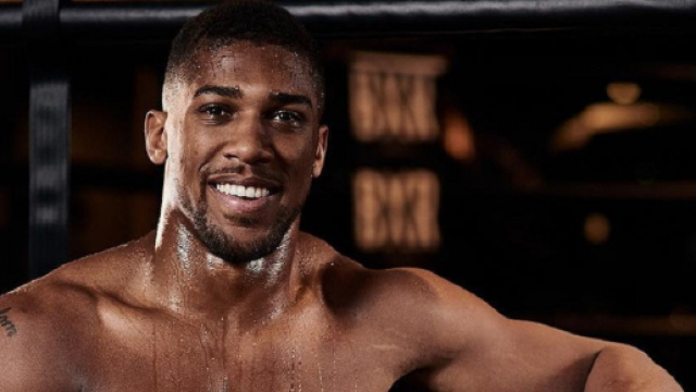 Anthony Joshua: 'Voglio il match di riunificazione contro Wilder e, poi, combattere Usyk'
