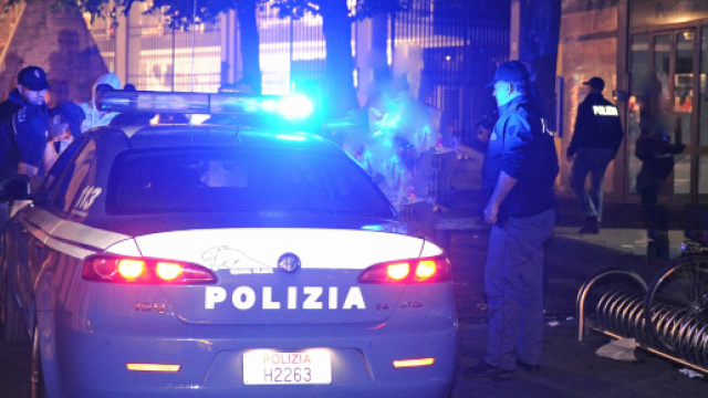L'Aquila, poliziotta 45enne si spara con la pistola d'ordinanza: deceduta