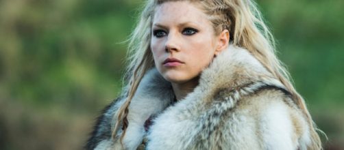 A atriz falou sobre a dificuldade da nova maquiagem durante as cenas. (Divulga&ccedil;&atilde;o/History)