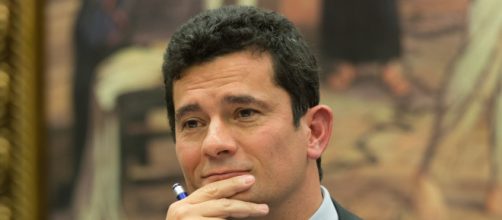 Sergio Moro defende seu projeto anticrime no Twitter. (Arquivo Blasting News)