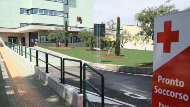 Verona, bimba di nove anni finisce al pronto soccorso: picchiata dal compagno di classe | larena.it