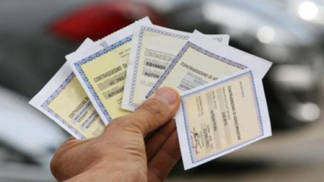 Mutilavano e fratturavano gli arti per incassare l'assicurazione.