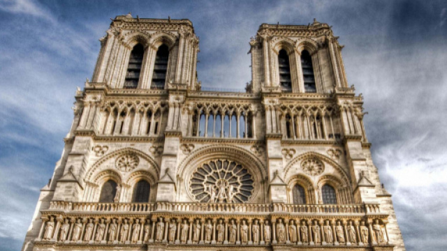 Incendio a Notre Dame: il servizio di 'Chi l'ha visto?'