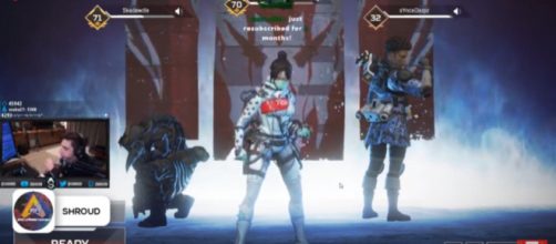 He has grown tired of it. [Image source: Apex Legends Fantasy/YouTube]