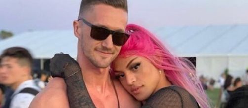 Pabllo Vittar beijou dois rapazes durante evento nos EUA. (Reprodu&ccedil;&atilde;o/Instagram/@leodias)