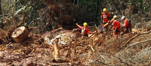Rapaz dado como desaparecido na trag&eacute;dia de Brumadinho fala com familiares. (Arquivo Blasting News)