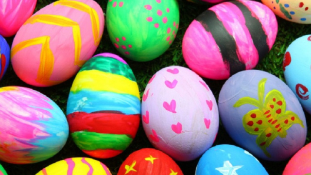 Frasi auguri Pasqua d'amore e di pace da condividere sui social