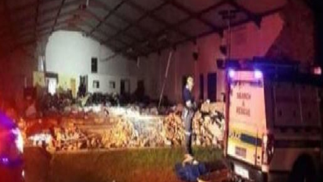 Sudafrica, crolla chiesa durante rito pasquale: 13 morti
