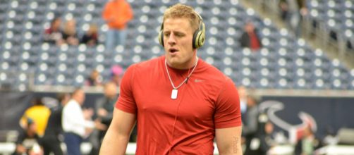 J.J. Watt has already accumulated 92 sacks in his career. [Image Source: Flickr | Karen]