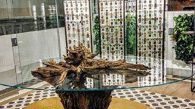 adriana lohmann zanuso legno Fuorisalone19 isola design district