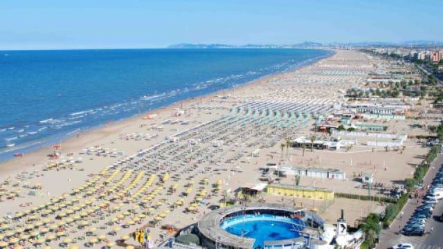 Casting per una nuova serie TV prodotta da Cattleya e per due spettacoli teatrali